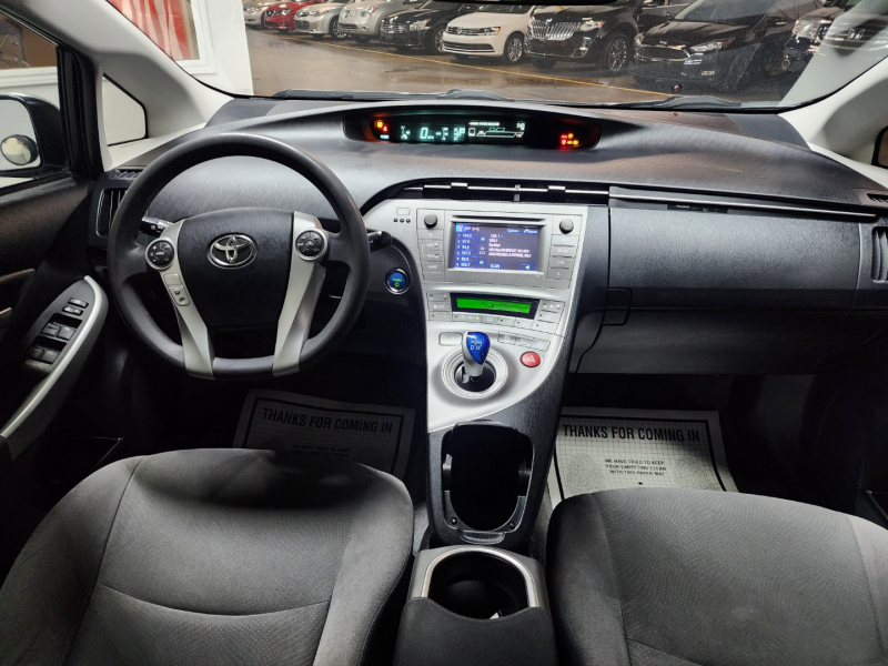 Toyota Prius 2013 price $8,995 Cash