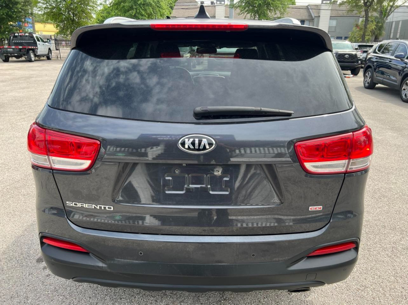 Kia Sorento 2016 price $11,599