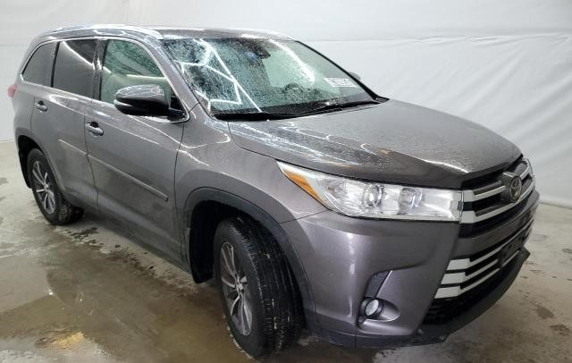 Toyota Highlander 2019 price $29,588