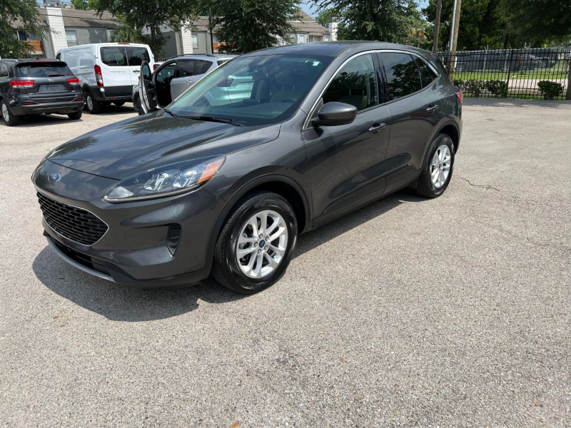 Ford Escape 2020 price $12,998