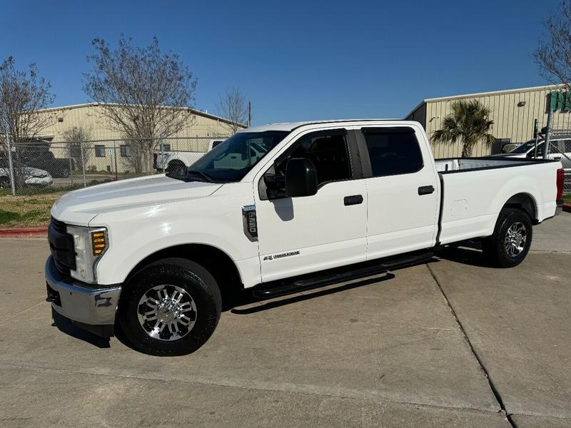 Ford Super Duty F-250 2019 price $26,995