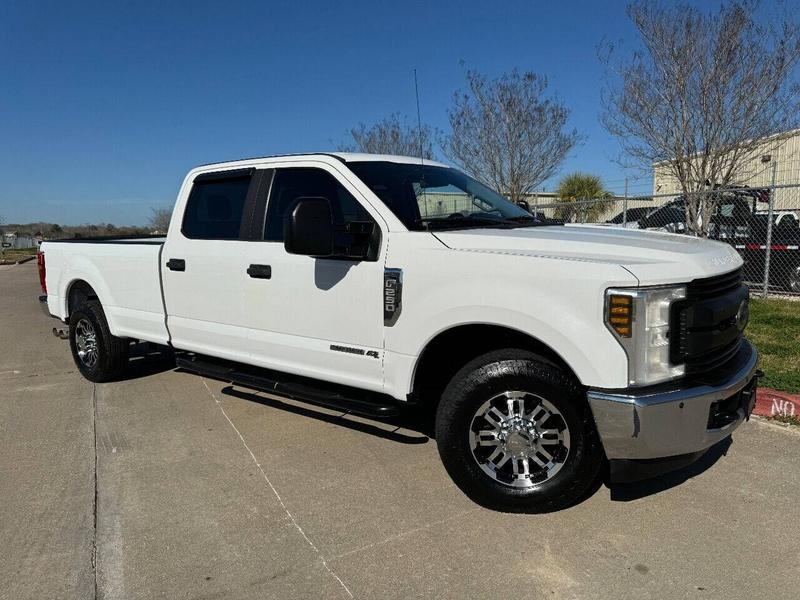 Ford Super Duty F-250 2019 price $26,995