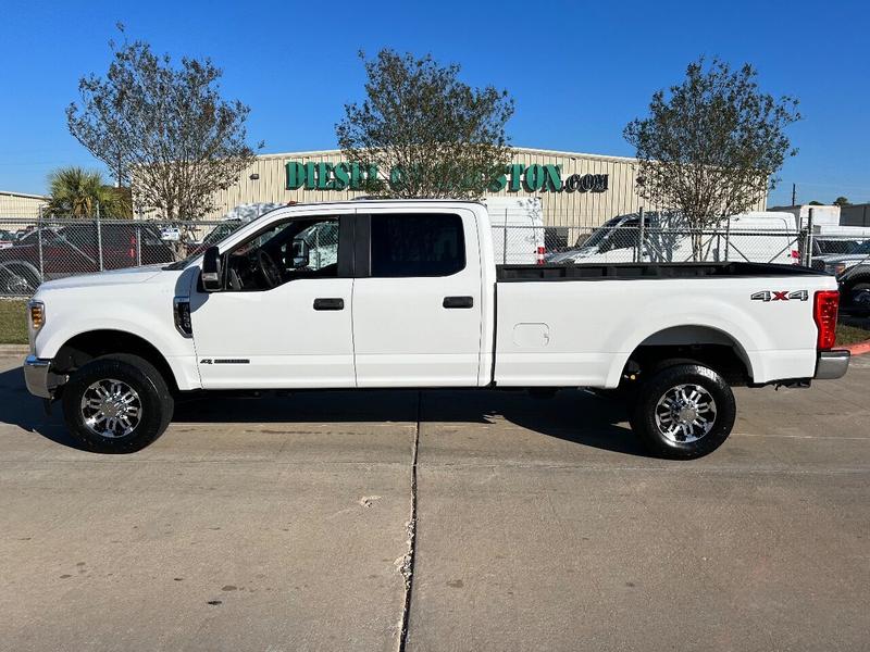 Ford Super Duty F-250 2019 price $33,995