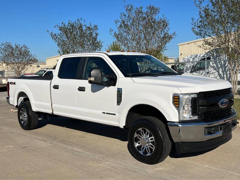 Ford Super Duty F-250 2019 price $33,995