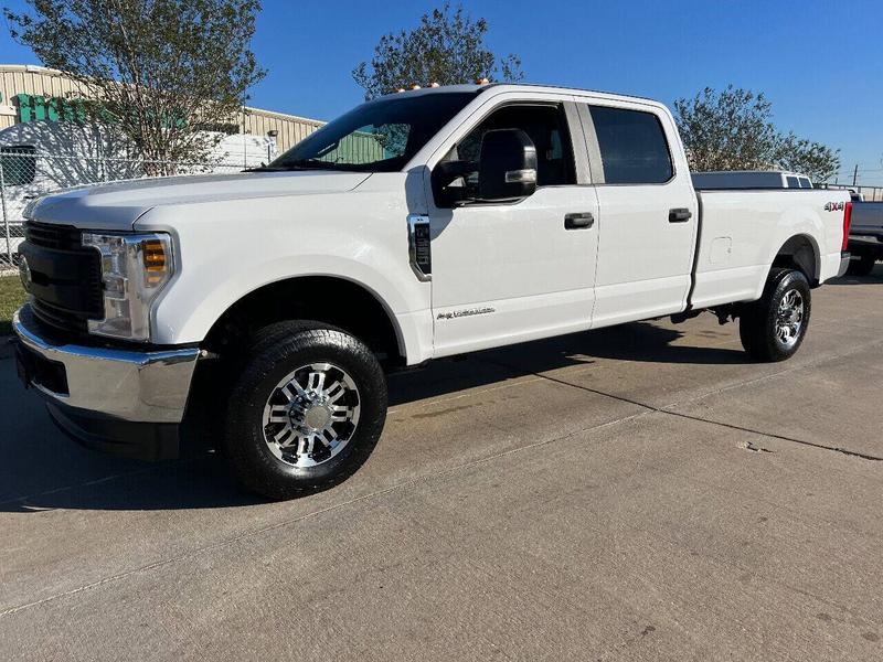 Ford Super Duty F-250 2019 price $33,995