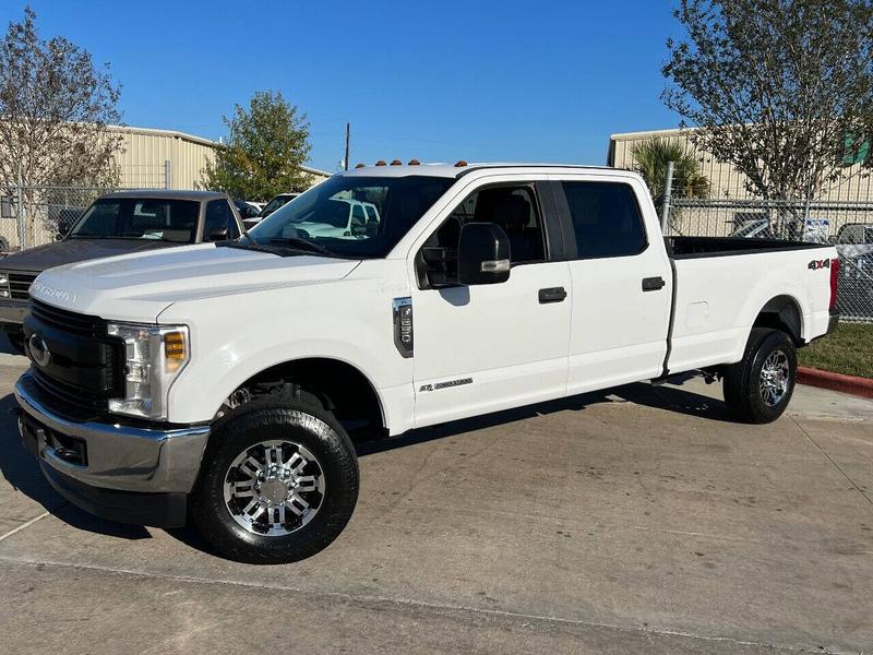 Ford Super Duty F-250 2019 price $33,995