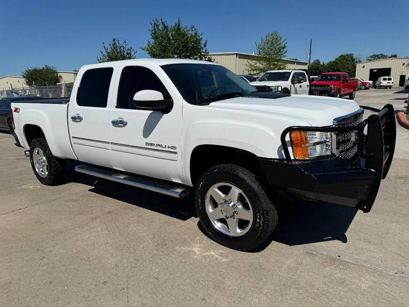 GMC Sierra 2500HD 2013 price $26,995