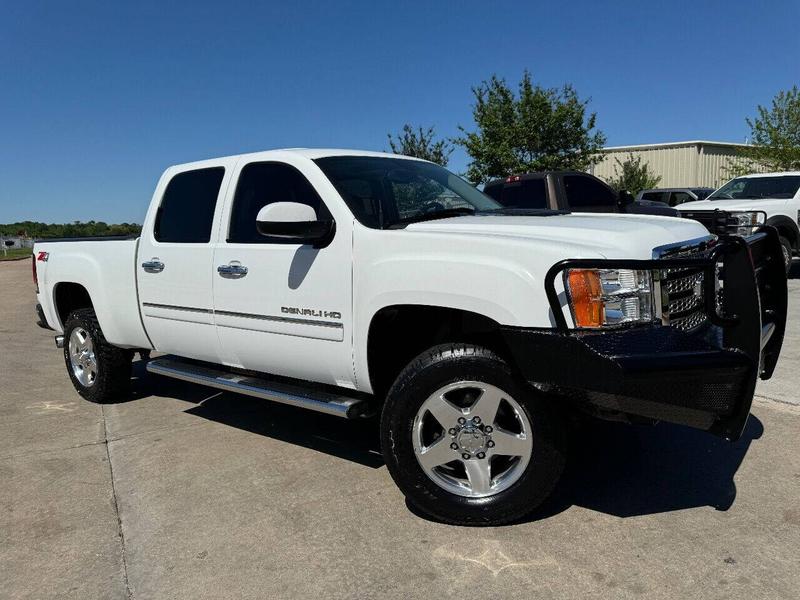 GMC Sierra 2500HD 2013 price $26,995