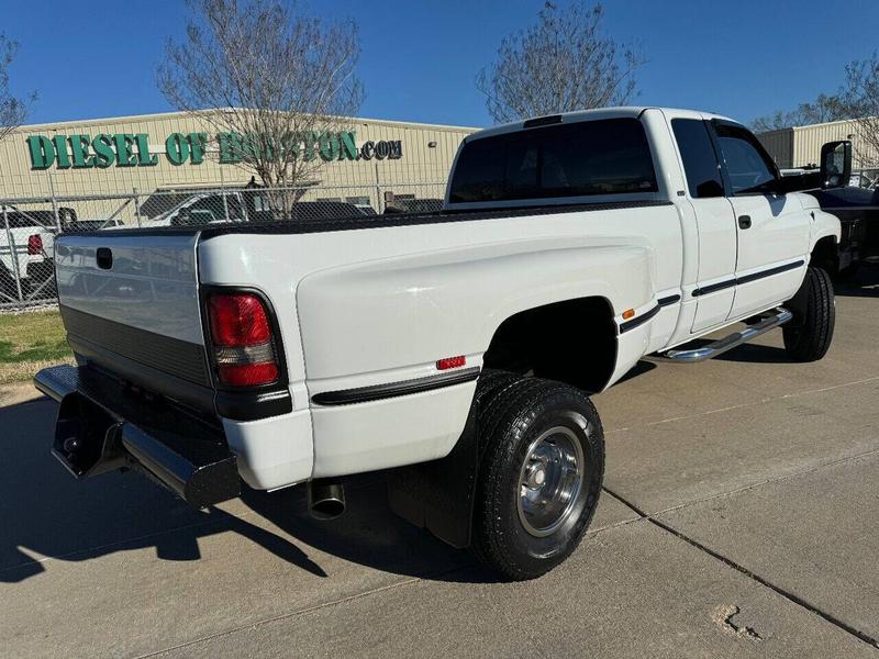 Dodge Ram 3500 1998 price $35,995