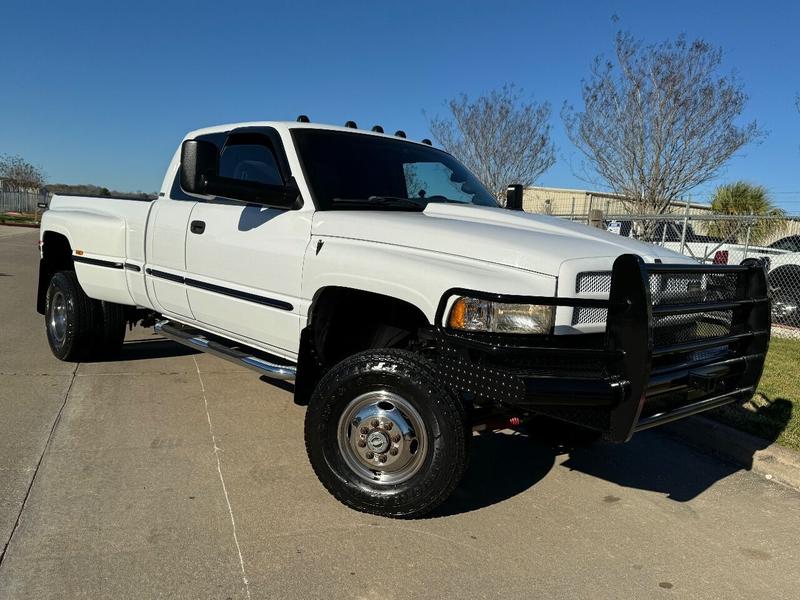 Dodge Ram 3500 1998 price $35,995