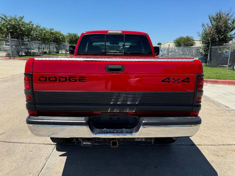 Dodge Ram 2500 2000 price $29,995