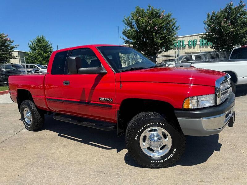 Dodge Ram 2500 2000 price $29,995