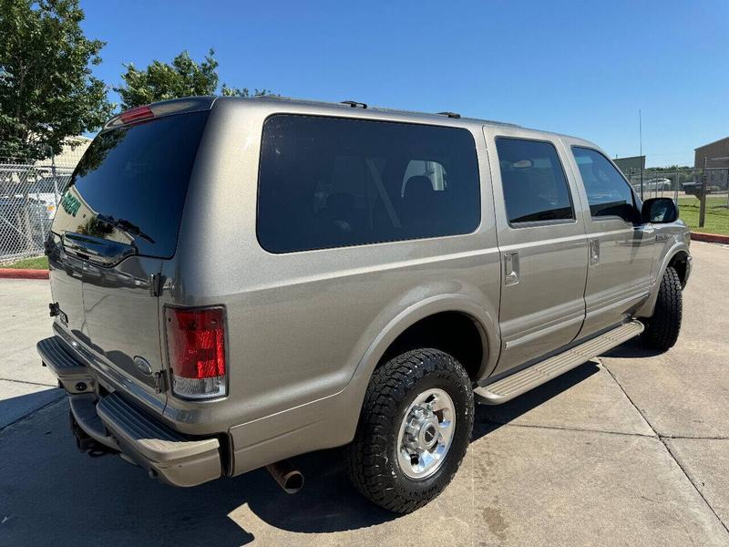 Ford Excursion 2003 price $29,995