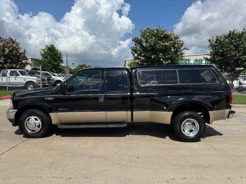 Ford Super Duty F-350 DRW 2001 price $29,995