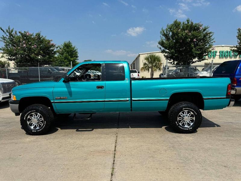 Dodge Ram 2500 1997 price $34,995