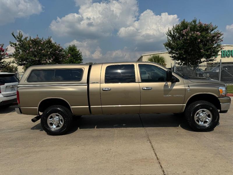 Dodge Ram 3500 2006 price $42,995