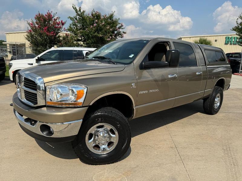 Dodge Ram 3500 2006 price $42,995