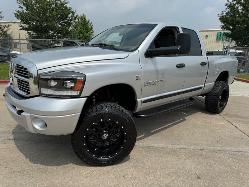 Dodge Ram 2500 2006 price $42,995