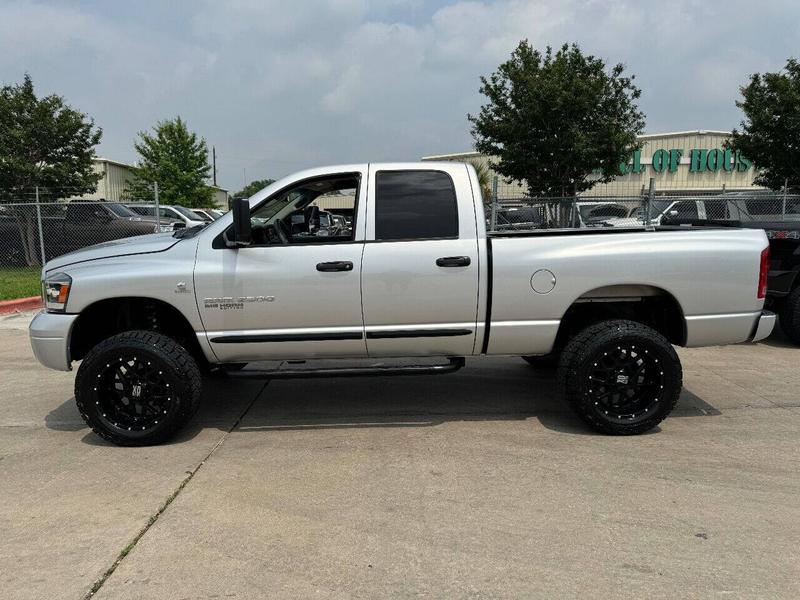 Dodge Ram 2500 2006 price $42,995