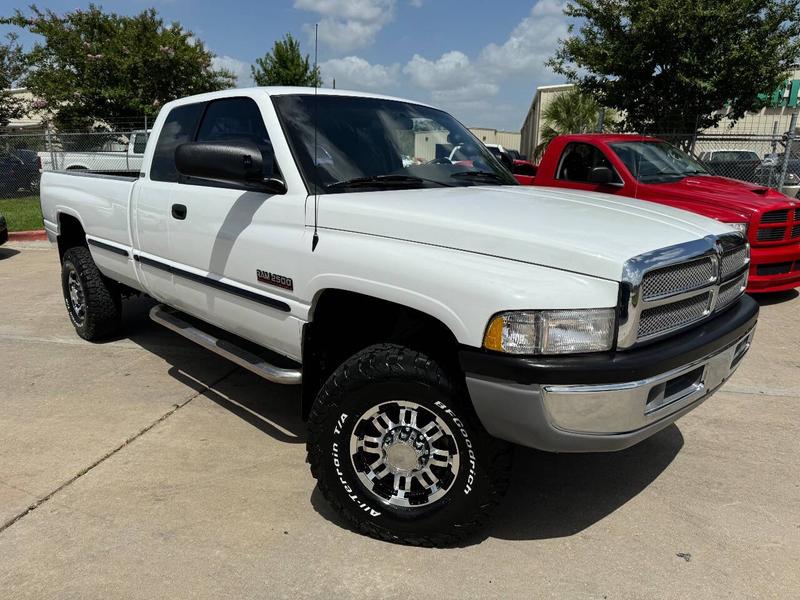 Dodge Ram 2500 1999 price $36,995