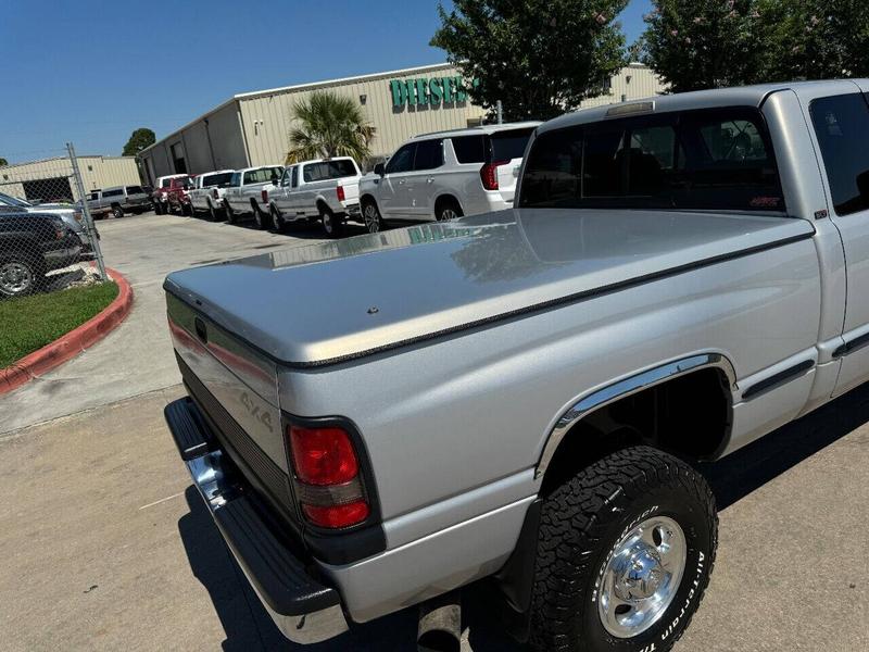 Dodge Ram 2500 2000 price $36,995