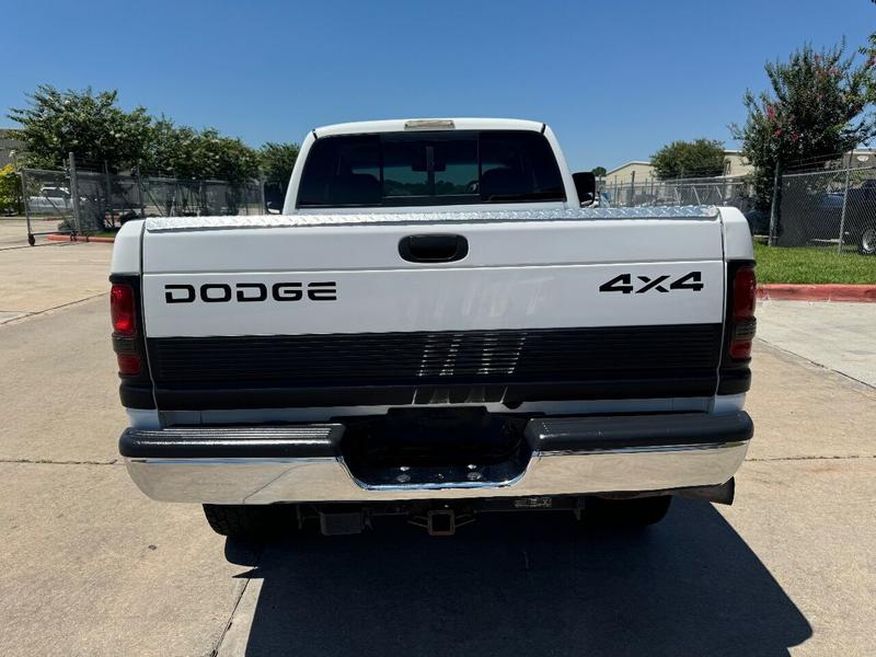 Dodge Ram 2500 2000 price $33,995