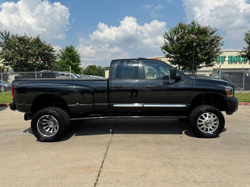 Dodge Ram 3500 2006 price $45,995