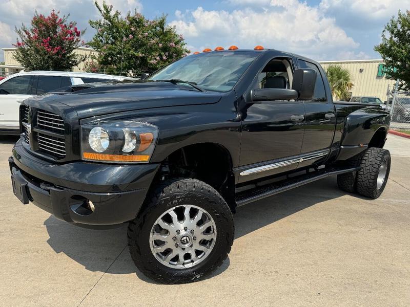 Dodge Ram 3500 2006 price $45,995