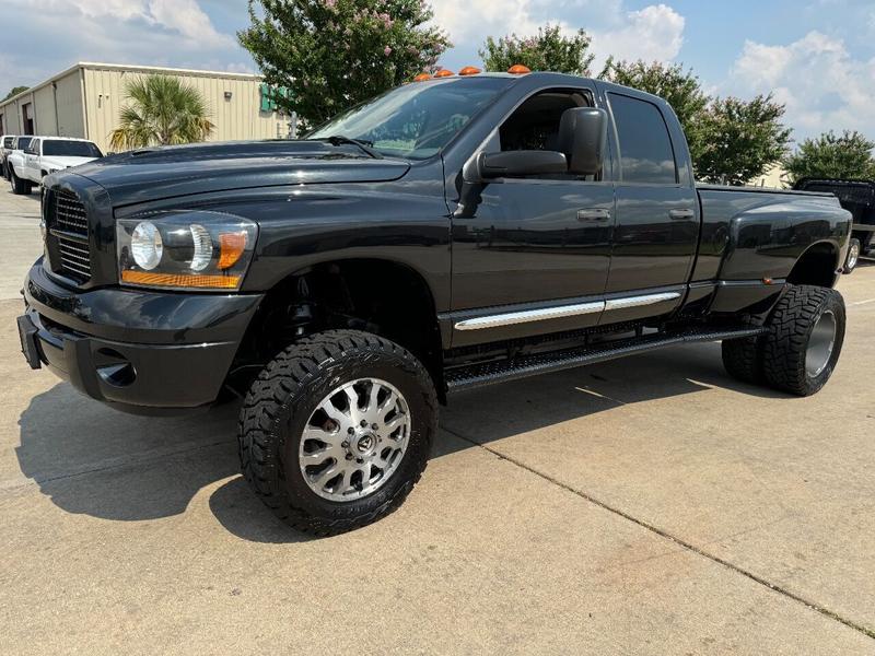 Dodge Ram 3500 2006 price $45,995