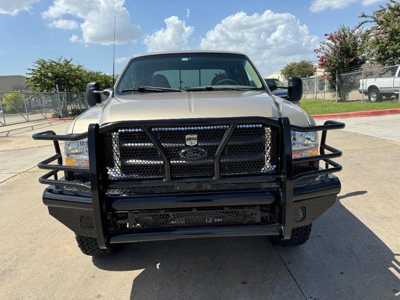 Ford F-250 Super Duty 2001 price $37,995