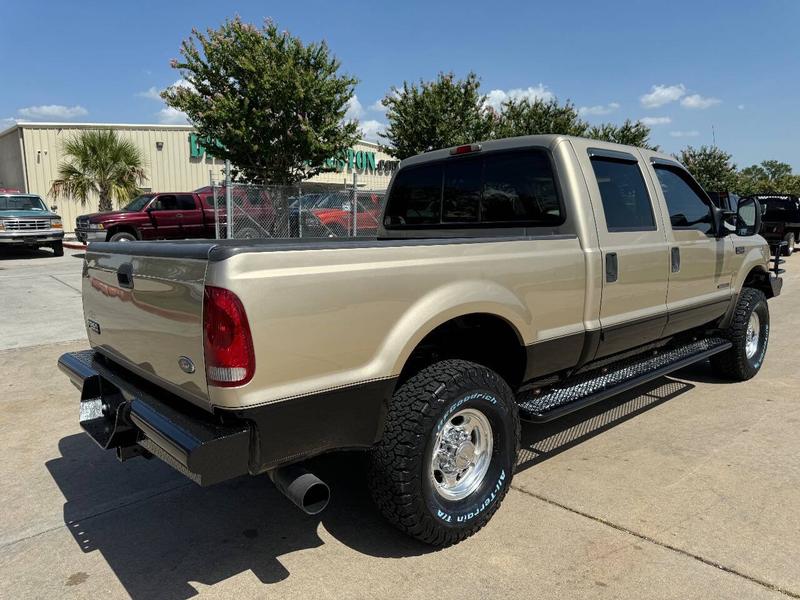 Ford F-250 Super Duty 2001 price $37,995