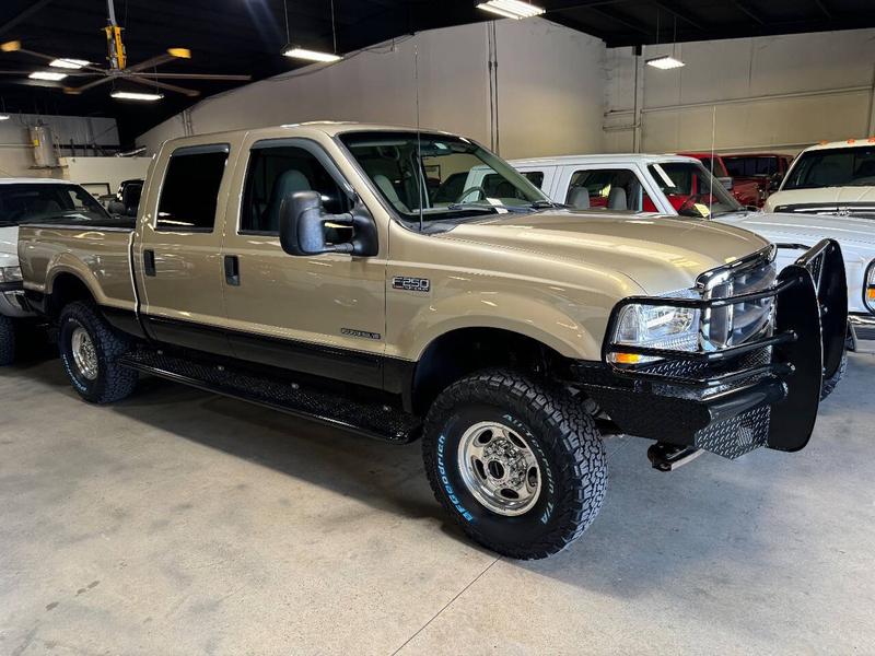 Ford F-250 Super Duty 2001 price $37,995