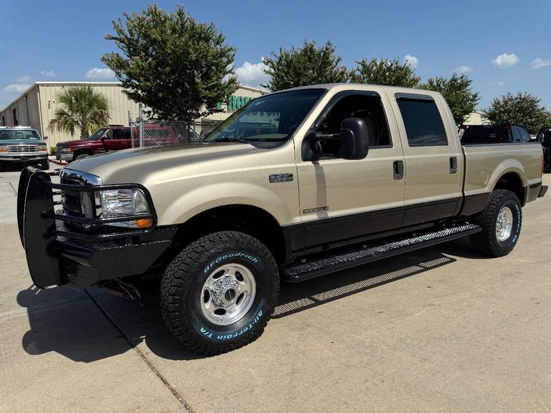 Ford F-250 Super Duty 2001 price $37,995