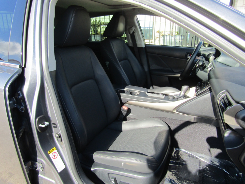 Lexus IS 250 2014 price $16,995