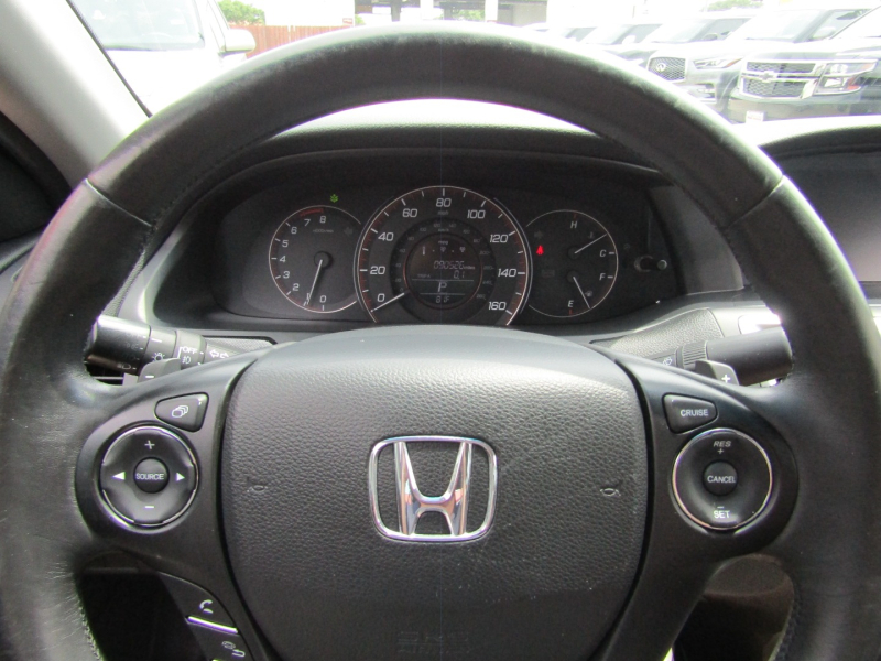 Honda Accord Sdn 2013 price $13,950