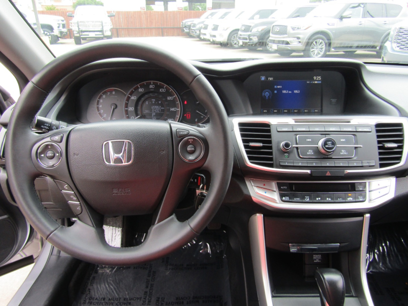 Honda Accord Sedan 2015 price $12,950