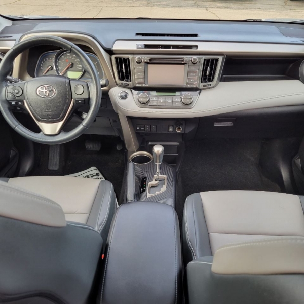 Toyota RAV4 2015 price $22,995