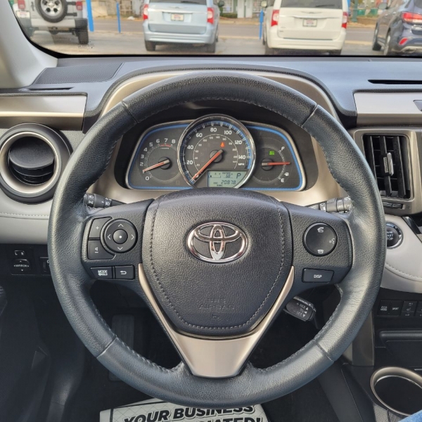Toyota RAV4 2015 price $22,995