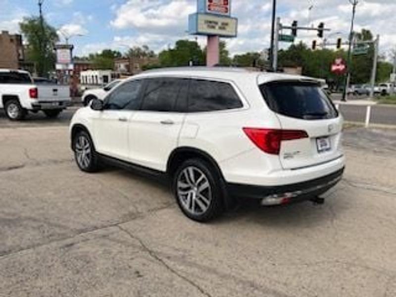 Honda Pilot 2016 price $18,495