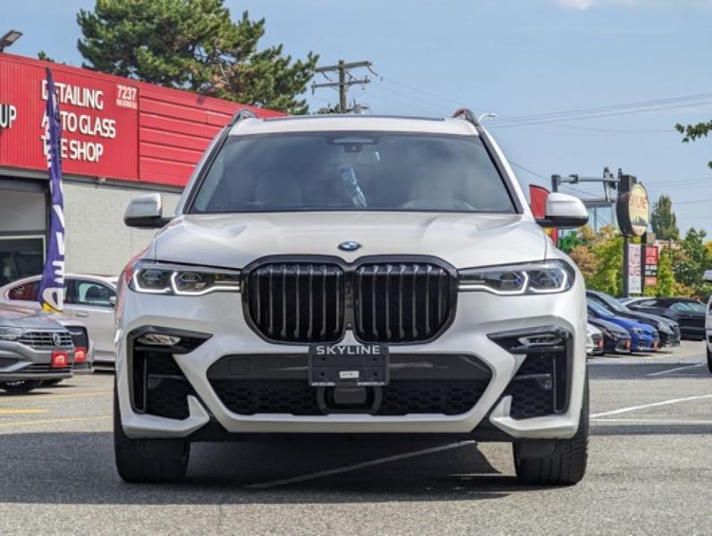 BMW X7 2021 price Call for Pricing.