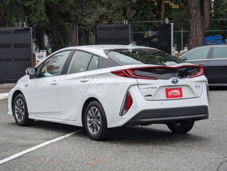 Toyota Prius Prime 2022 price $44,889