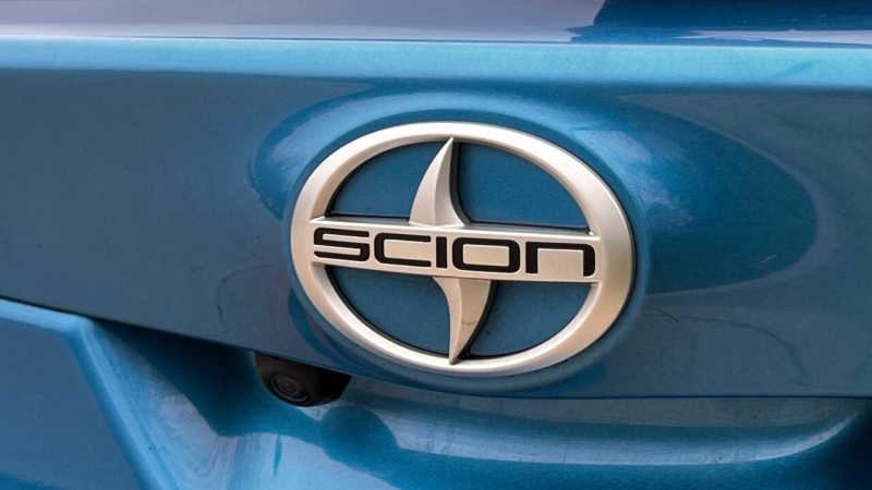 Scion iM 2016 price $13,995