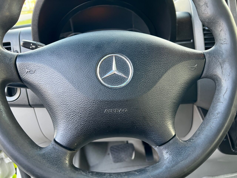Mercedes-Benz Sprinter 2015 price $24,995