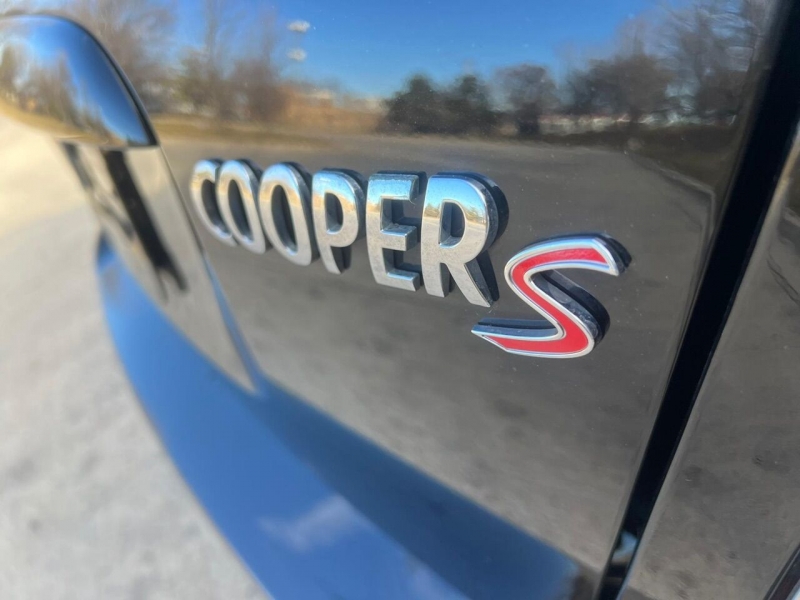 MINI Cooper Hardtop 2012 price $8,991