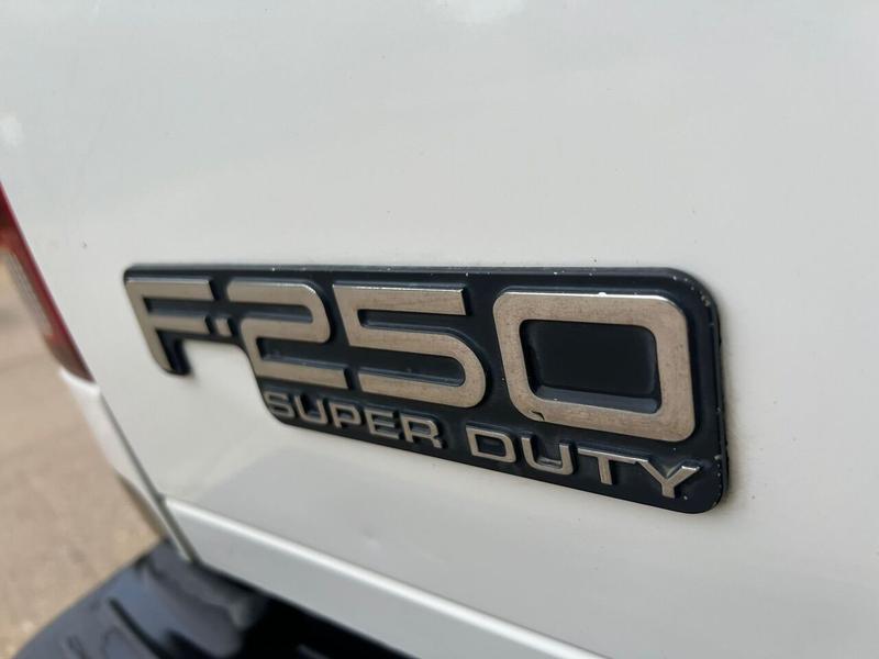 Ford F-250 Super Duty 2004 price $11,995