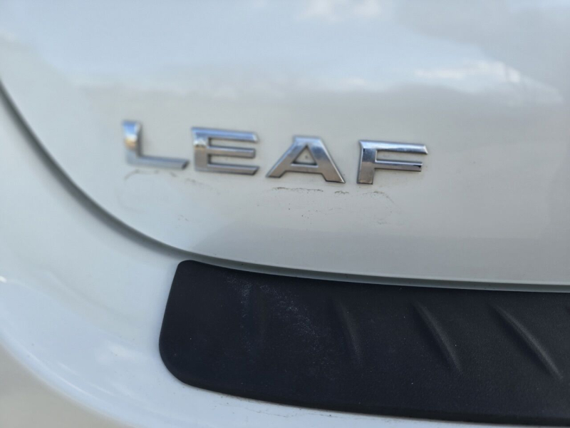 Nissan LEAF 2015 price $7,995