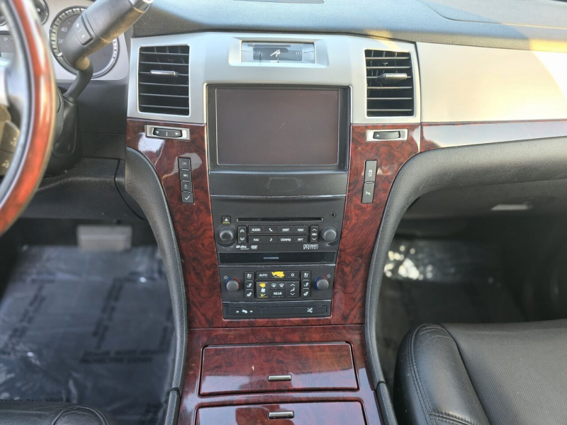 Cadillac Escalade 2013 price $14,995