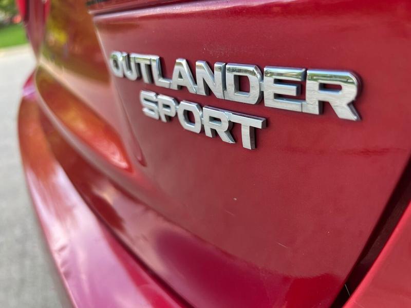 Mitsubishi Outlander Sport 2018 price $12,991