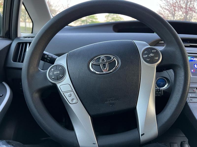 Toyota Prius 2015 price $11,995