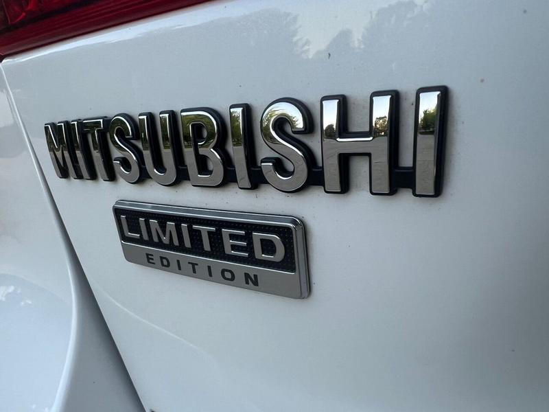 Mitsubishi Outlander Sport 2019 price $1